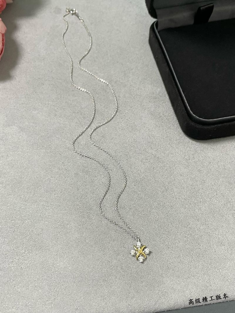 T*f*ny necklaces